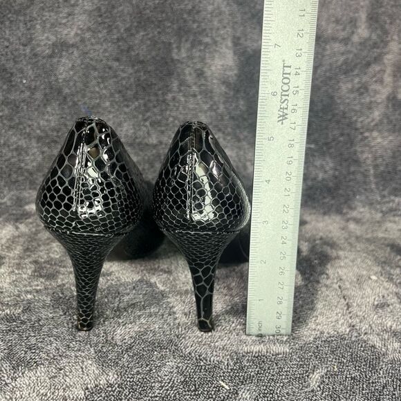Stuart Weitzman Snake Embossed Leather Pumps size 6 - Picture 3 of 9